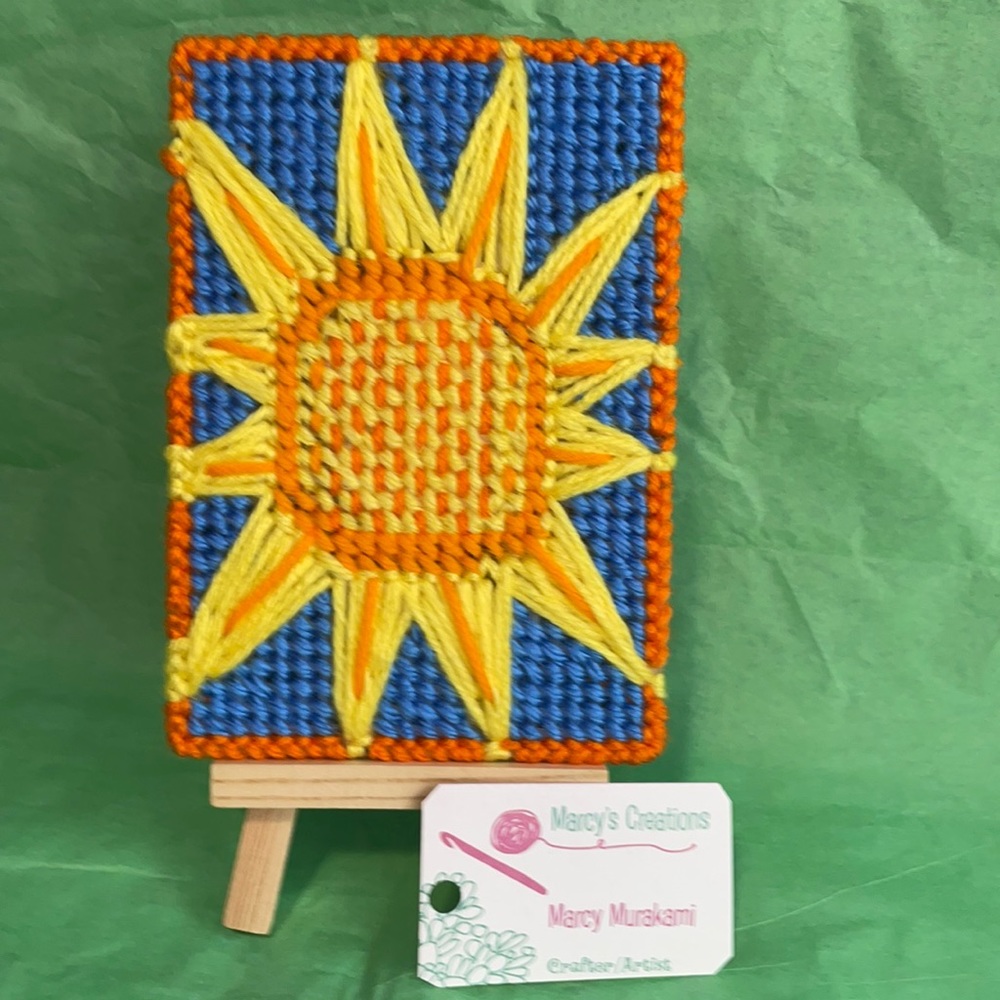 Bright Sun ☀️ mini art design with easel . 🌺 handcrafted with love ❤️